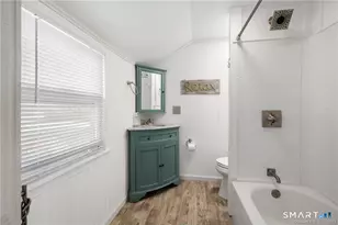 121 Shore Rd, Waterford, CT 06385 - Photo 17