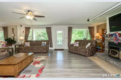 689 Squaw Rock Road, Plainfield, CT 06354 - Photo 13