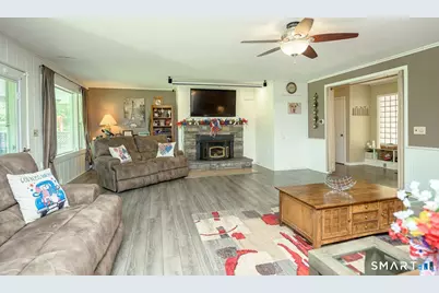 689 Squaw Rock Road, Plainfield, CT 06354 - Photo 15