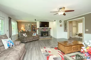 689 Squaw Rock Rd, Plainfield, CT 06354 - Photo 15