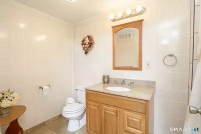 689 Squaw Rock Road, Plainfield, CT 06354 - Photo 39