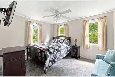 110 Orchard Hill Drive, Windsor Locks, CT 06096 - Photo 19