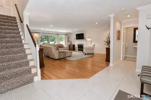6 Acorn Glen, Avon, CT 06001 - Photo 3