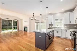 8 Fieldstone Ct, Bethel, CT 06801 - Photo 3