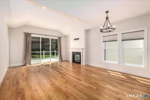8 Fieldstone Ct, Bethel, CT 06801 - Photo 11