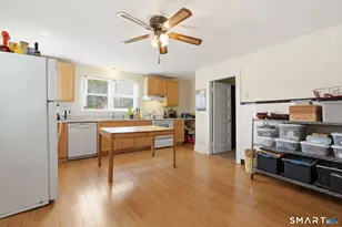 50 Elm St, Enfield, CT 06082 - Photo 23