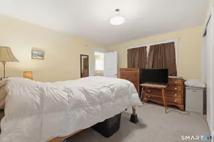 50 Elm St, Enfield, CT 06082 - Photo 29