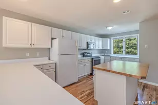 2 Liberty Dr, Mansfield, CT 06250 - Photo 9