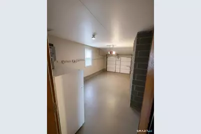 172 Mitchell Drive, New Haven, CT 06511 - Photo 17