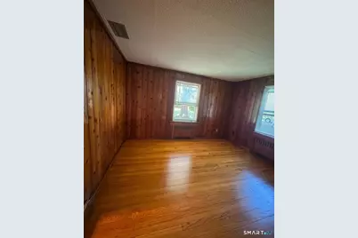 172 Mitchell Drive, New Haven, CT 06511 - Photo 11