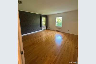 172 Mitchell Drive, New Haven, CT 06511 - Photo 13