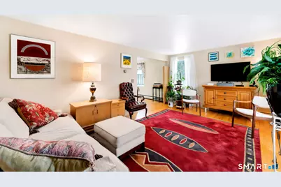 97 Shadow Lane #B, West Hartford, CT 06110 - Photo 3