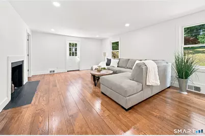 87 Kenmore Road, Bloomfield, CT 06002 - Photo 11