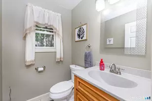 296 Lakemere Dr, Southbury, CT 06488 - Photo 21