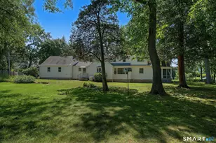 31 Pawson Rd, Branford, CT 06405 - Photo 15