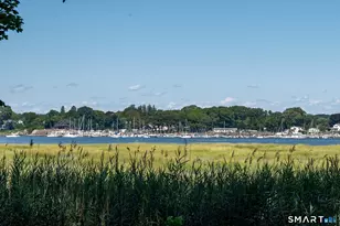 31 Pawson Rd, Branford, CT 06405 - Photo 5
