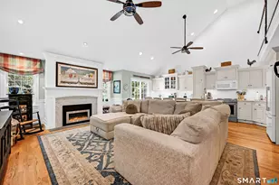 13 Hill View Ln, Woodbury, CT 06798 - Photo 17