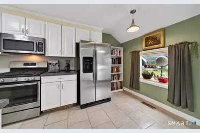 233 Mansfield Grove Road #207, East Haven, CT 06512 - Photo 11