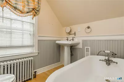 331 Auburn Road, West Hartford, CT 06119 - Photo 33