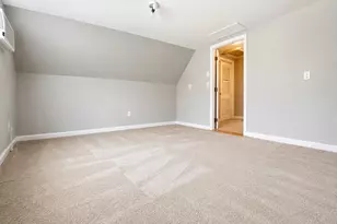 28 Lewis Ln, West Hartford, CT 06110 - Photo 17