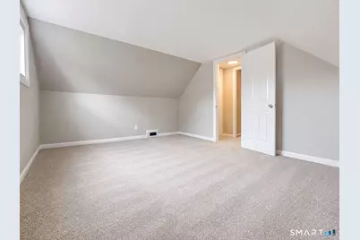 28 Lewis Lane, West Hartford, CT 06110 - Photo 15