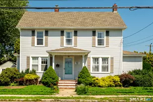 558 Ocean Ave, New London, CT 06320 - Photo 1