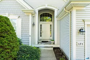 171 Country Club Dr, Oxford, CT 06478 - Photo 3