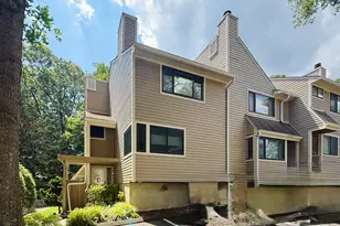 122 Sunrise Hill Rd, Norwalk, CT 06851 - Photo 1
