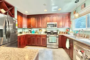 122 Sunrise Hill Rd, Norwalk, CT 06851 - Photo 9