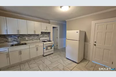 1514 Pembroke Street #1L, Bridgeport, CT 06608 - Photo 21