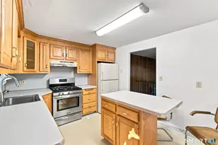 21 Knollwood Rd, Southington, CT 06489 - Photo 13