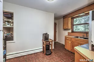44 Davis St, Killingly, CT 06239 - Photo 23