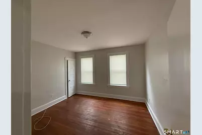 111 Smith Street #1st, Bridgeport, CT 06607 - Photo 5