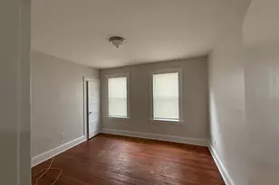 111 Smith St, Bridgeport, CT 06607 - Photo 5