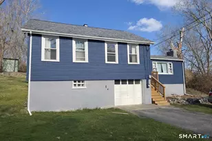 226 Pumpkin Hill Rd, Groton, CT 06355 - Photo 1