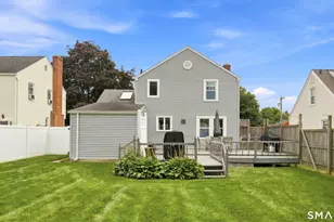 47 Buckland Rd, Wethersfield, CT 06109 - Photo 3