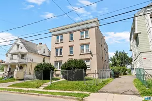 66 Standish St, Hartford, CT 06114 - Photo 23