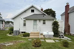 10 Reeves Ave, Guilford, CT 06437 - Photo 21