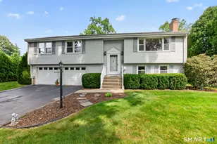 12 Syracuse Dr, East Hartford, CT 06108 - Photo 1