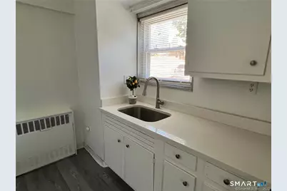 80 Cartright Street #1J, Bridgeport, CT 06604 - Photo 13
