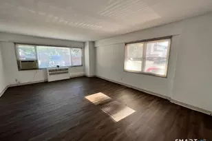 80 Cartright St, Bridgeport, CT 06604 - Photo 19