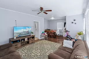 61-63 Pomfret St, Putnam, CT 06260 - Photo 23