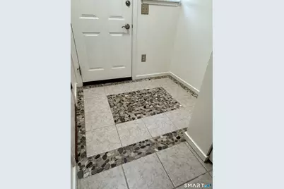 60 Coleman Street #B12, East Haven, CT 06512 - Photo 11