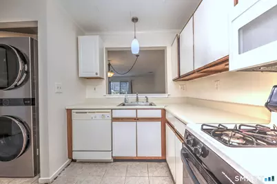 60 Coleman Street #B12, East Haven, CT 06512 - Photo 15