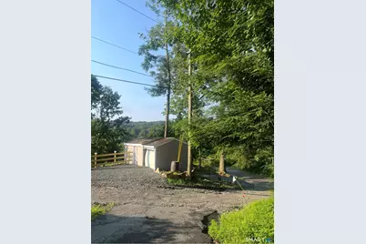 22 Hemlock Trail, Newtown, CT 06482 - Photo 25