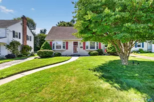 76 Chamberlain Rd, Wethersfield, CT 06109 - Photo 1