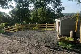 22 Hemlock Trail, Newtown, CT 06482 - Photo 13