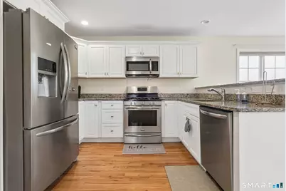 34 Lexington Gardens #34, North Haven, CT 06473 - Photo 7