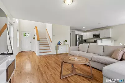 34 Lexington Gardens #34, North Haven, CT 06473 - Photo 3