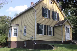 119 Cedar St, Norwich, CT 06360 - Photo 1